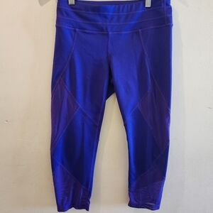 Athleta Yoga Pants with Mesh Inserts Size Small